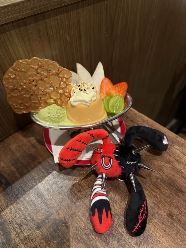 O1CN01YTCJfw1UzMA3dVaF4~livephoto~_!!1745972588-0-rate_livephoto.jpg_960x960.jpg_ Antiphase x Yazawa Chiya Original Punk Gothic Four-Eared Bunny Plush Keychain Set – Red & Black Rivet Spiked Mascot Doll Bag Charm