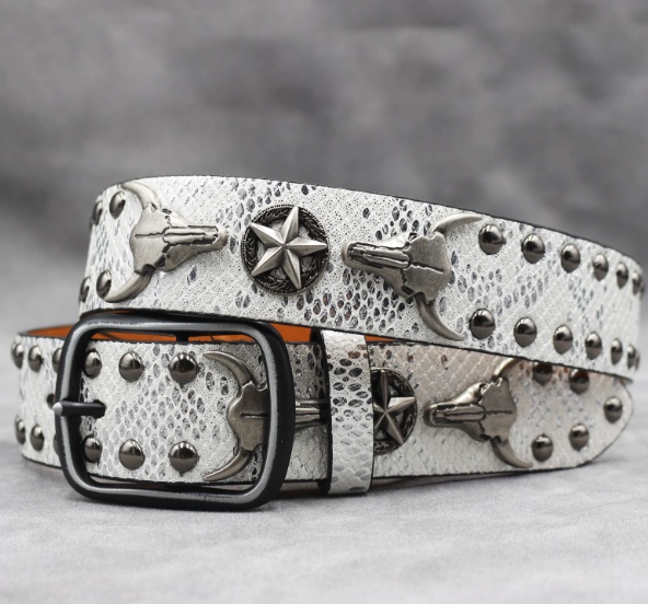 Y2K Gothic Punk Skull Studded Belt – Vintage Western Rhinestone Buckle Leather Belt with Cross & Fleur-de-Lis Metal Accents