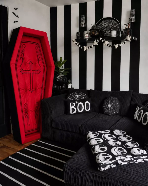 Kellycolin Gothic Coffin Bed – Dracula Vampire Velvet Coffin Daybed Lounger