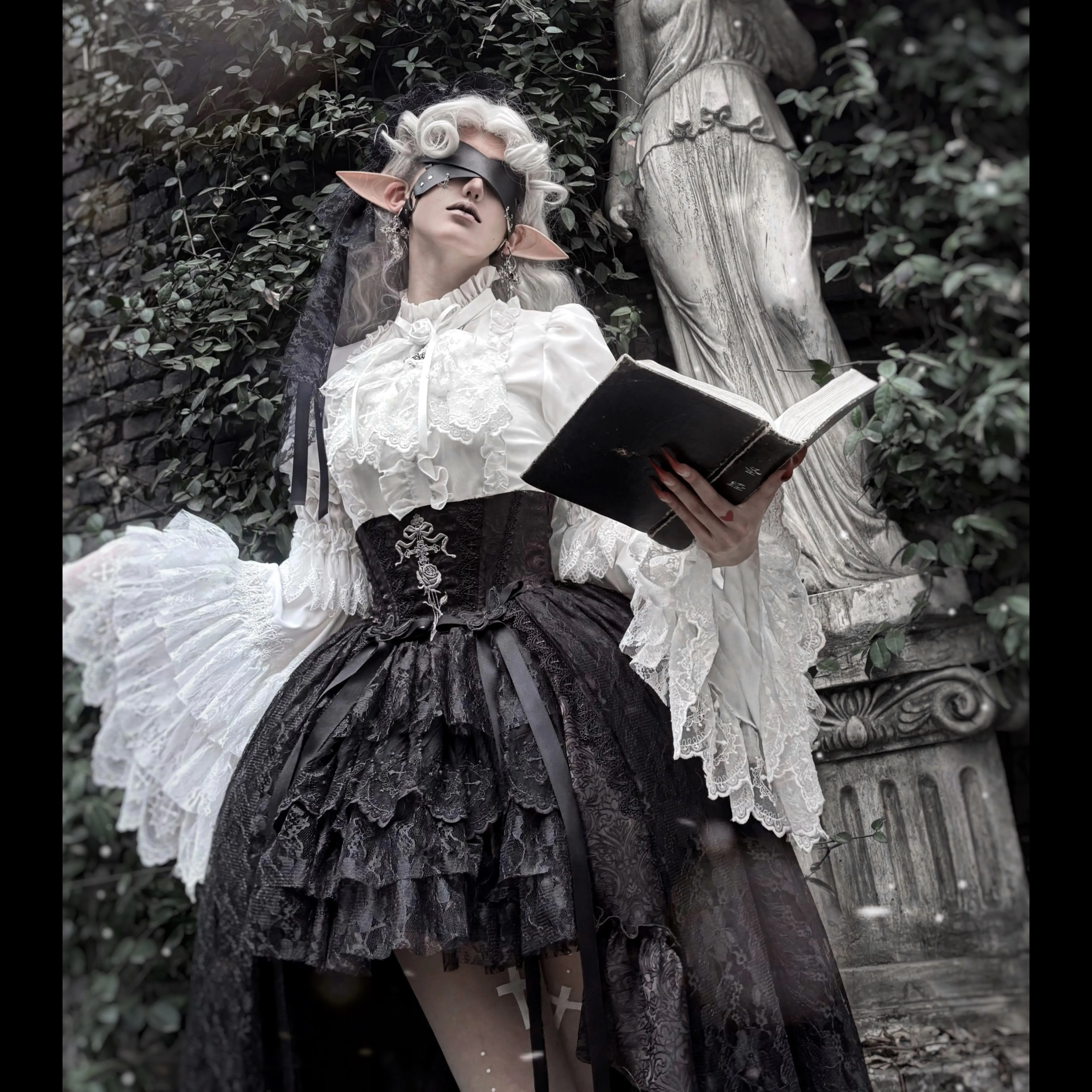Cross & Thorns Gothic High-Low Lace Lolita Set – Chiffon Blouse, Corset Skirt & Detachable Princess Sleeves
