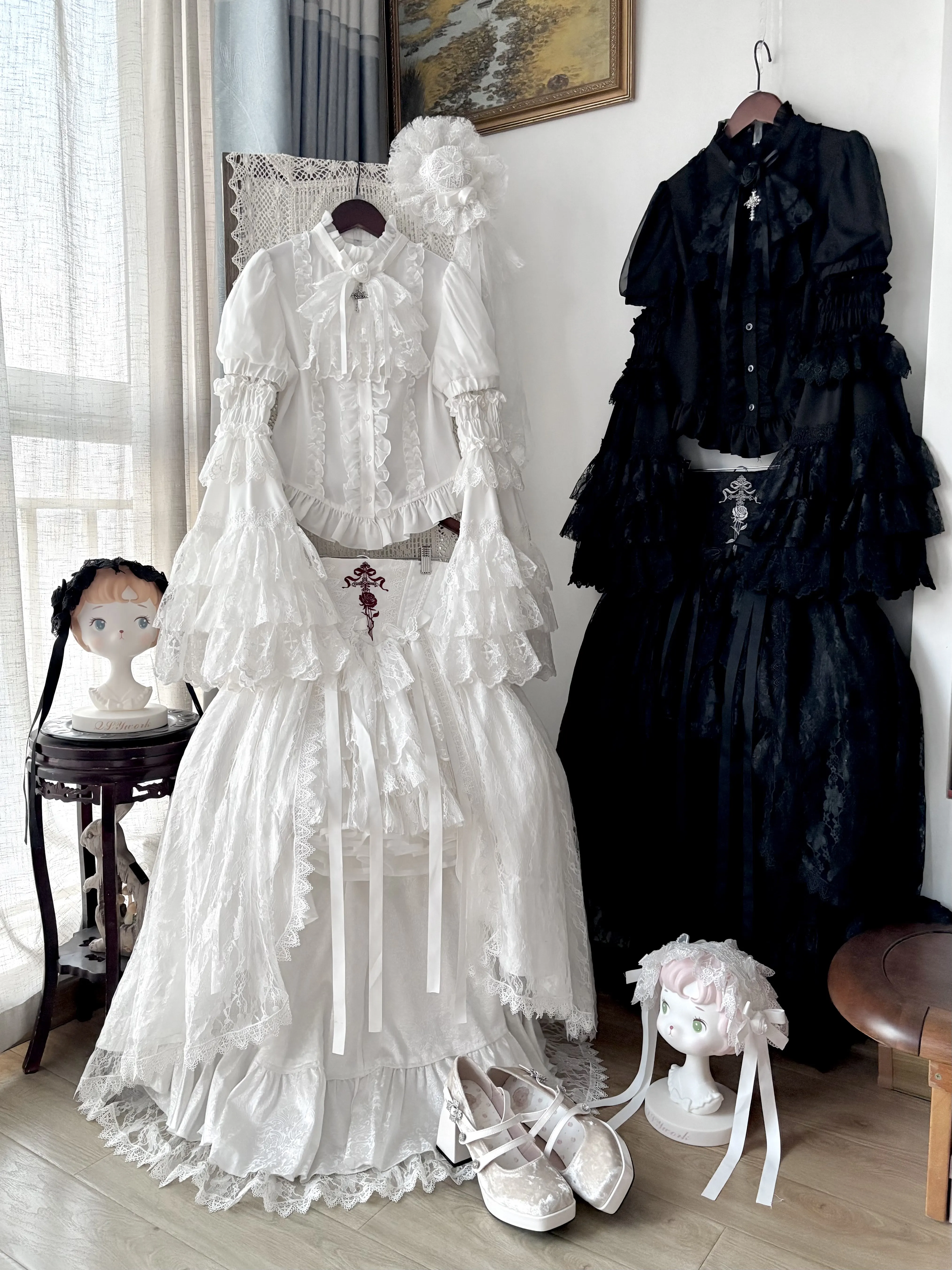 Cross & Thorns Gothic High-Low Lace Lolita Set – Chiffon Blouse, Corset Skirt & Detachable Princess Sleeves