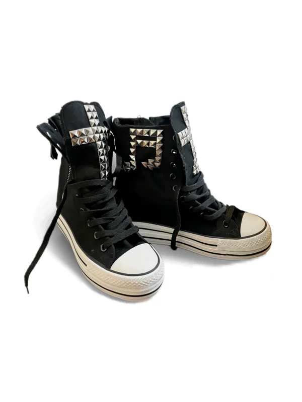 Gothic Studded Cross High-Top Platform Canvas Shoes – Y2K Visual Kei Side-Zip Hidden Wedge Heel Sneakers for Underground Punk Alt Aesthetics