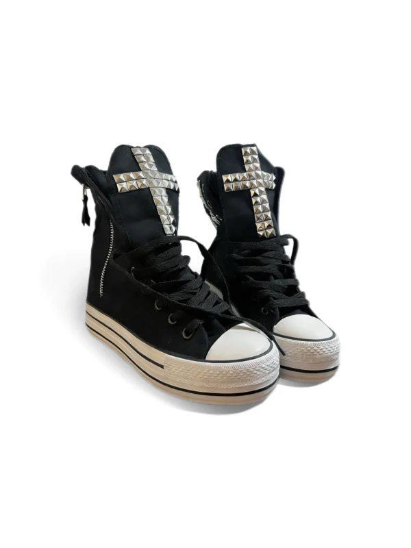 Gothic Studded Cross High-Top Platform Canvas Shoes – Y2K Visual Kei Side-Zip Hidden Wedge Heel Sneakers for Underground Punk Alt Aesthetics