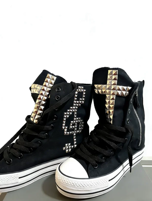 Gothic Studded Cross High-Top Platform Canvas Shoes – Y2K Visual Kei Side-Zip Hidden Wedge Heel Sneakers for Underground Punk Alt Aesthetics